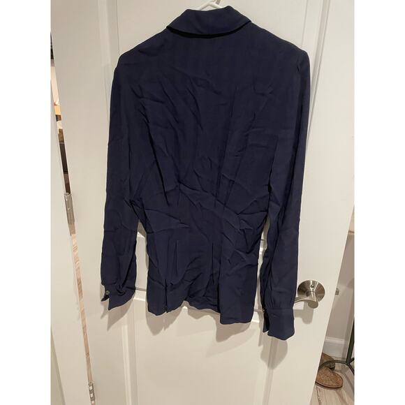 Linda Dresner Navy button down pleated shirt S/M - Picture 2 of 6